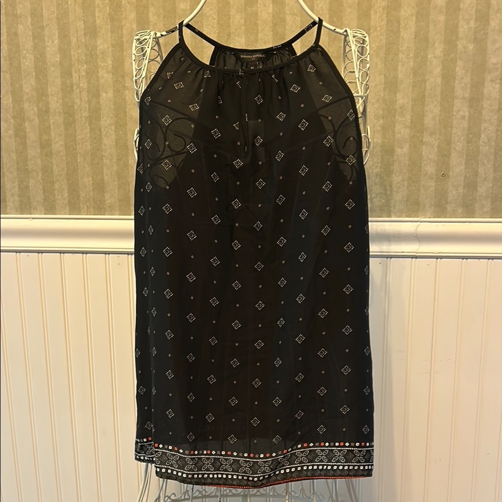 NWT banana republic Sleeveless Patterned blouse